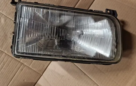 Volkswagen PASSAT B3 Headlight/headlamp 1AH00545430 357941018