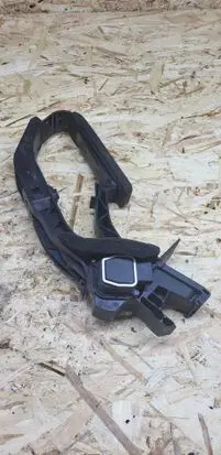 Mercedes-Benz E W211 Accelerator throttle pedal A2113000404