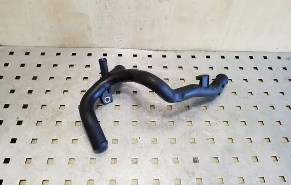 Mercedes-Benz A W169 Engine coolant pipe/hose A6402001452