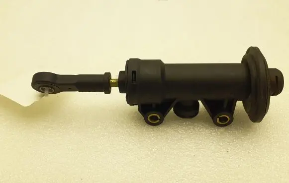 Clutch slave cylinder