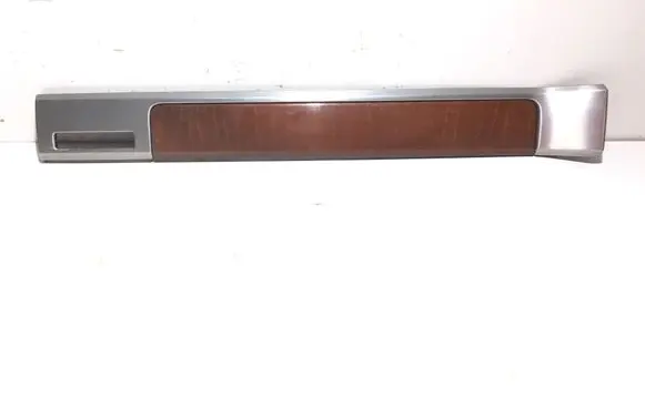 Volkswagen Touareg I Dashboard glove box trim 7L6858969