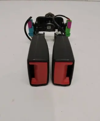 Volvo XC60 Rear seatbelt buckle 34130684 31332776 2B21715