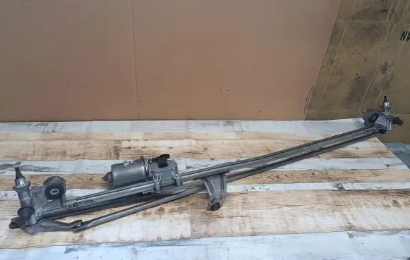 Opel Zafira B Front wiper linkage and motor 404976 6198C