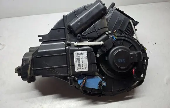 Volkswagen Multivan T5 Electric car heater 7H5820004B