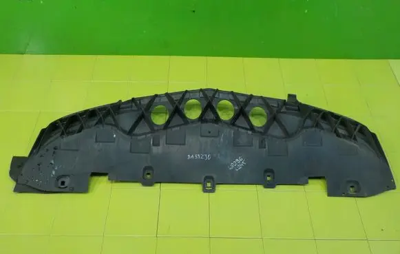 Mercedes-Benz B W245 Front bumper skid plate/under tray PRZOD WP296