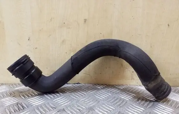 Opel Zafira C Engine coolant pipe/hose