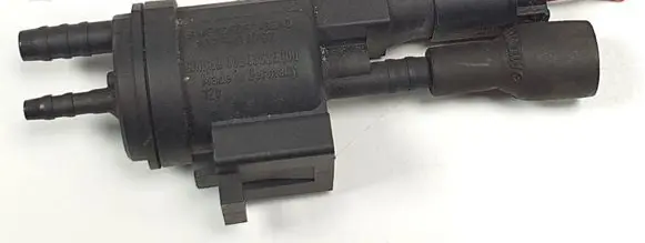 Mercedes-Benz E W212 Turbo solenoid valve 0025401497