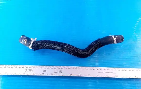 Toyota Sienna XL40 IV Engine coolant pipe/hose