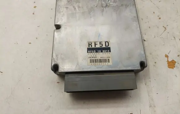 Mazda 6 Engine control unit/module RF5D18881E 2758006035 RF5D
