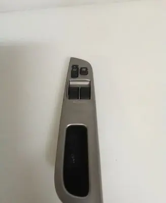 Toyota Corolla E120 E130 Quarter vent window switch 