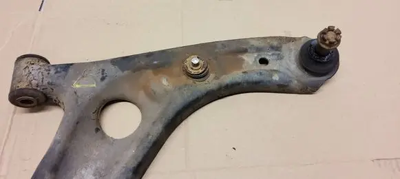 Toyota Aygo AB10 Front lower control arm/wishbone