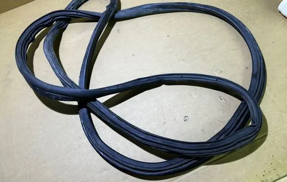 Ford Transit Front door rubber seal BK31-V20708-AD