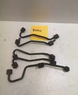 Fuel injector supply line/pipe