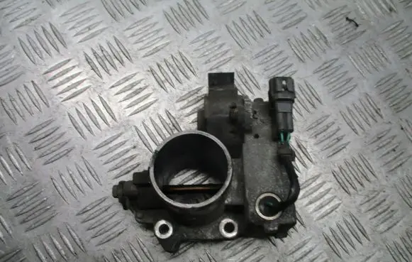 Toyota Avensis Verso Throttle valve position sensor 