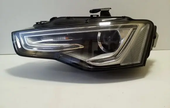 Audi S5 Facelift Headlight/headlamp 8T0941005C 030127427104 8K0941597E