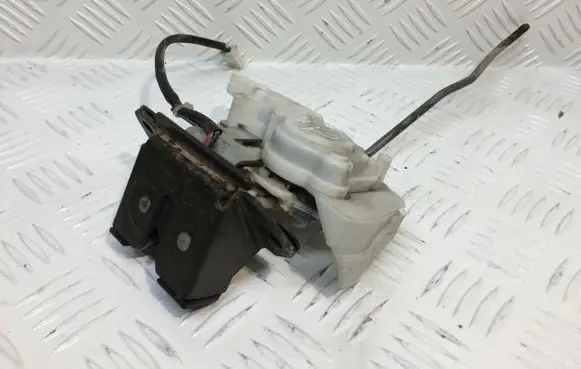 Mazda 6 Tailgate/trunk/boot lock/catch/latch B6701