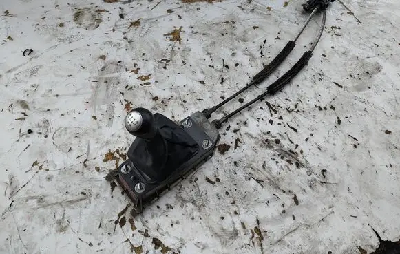 Seat Ibiza IV (6J,6P) Gear selector 