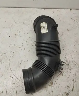 Audi A3 S3 8V Air intake hose/pipe 5Q0129654E ETB446481