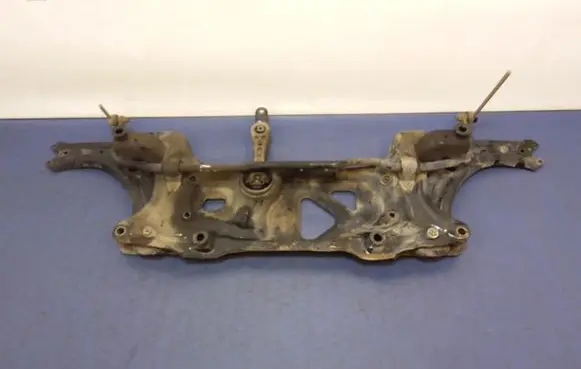 Volkswagen Jetta VI Front subframe