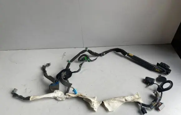 Volvo S80 Front door wiring loom 30773670
