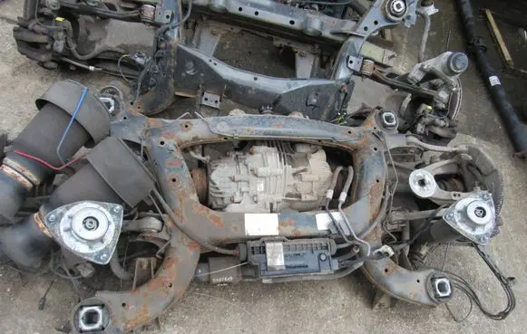 BMW X5 F15 Rear axle beam 6870L0L