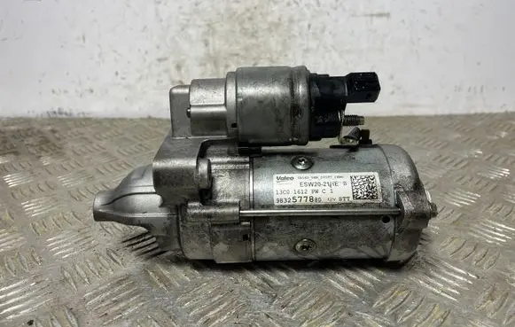 Peugeot 5008 II Starter motor 9832577880