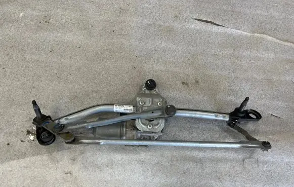 Audi A3 S3 8V Front wiper linkage and motor 8V1955023C