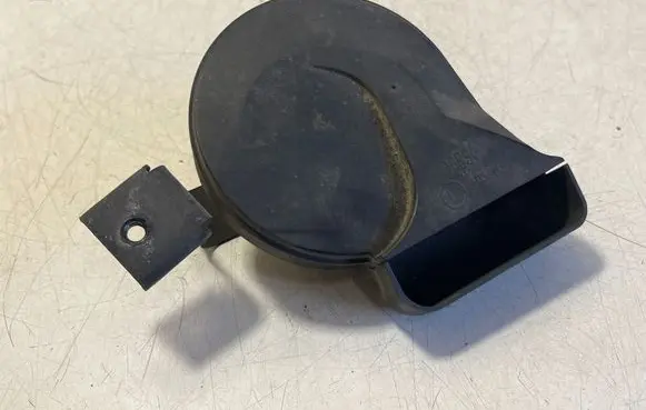 Volvo XC70 Horn signal E349042