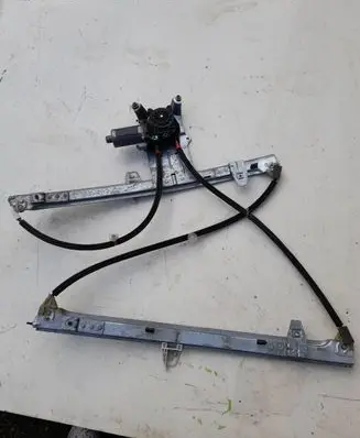 Citroen Xsara Picasso Front door window regulator with motor 0130821900