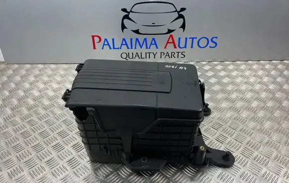 Battery box tray