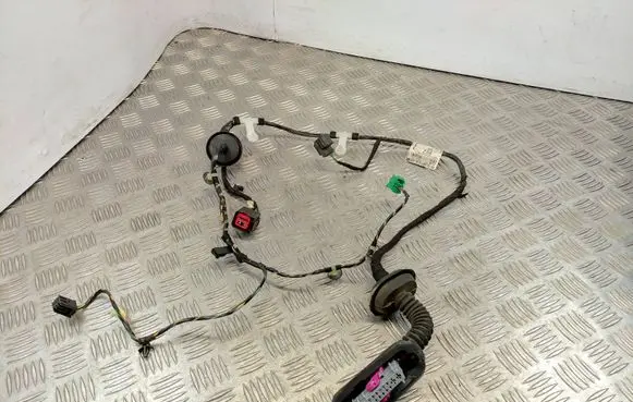 Opel Astra K Rear door wiring loom 39080714 1620170310195