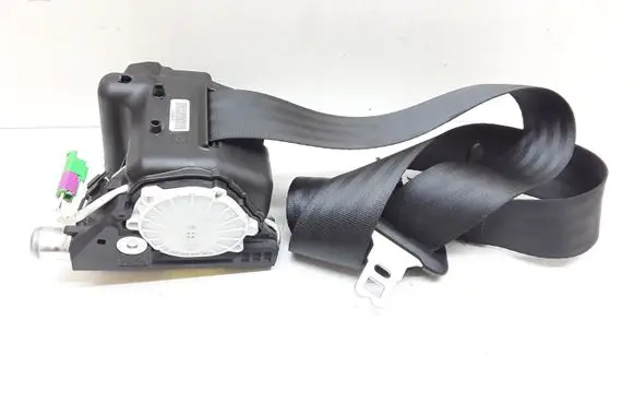 Volvo XC60 Middle seatbelt (rear) 