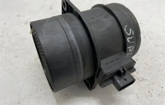 Skoda Superb B8 (3V) Mass air flow meter 0281002956 03L906461A