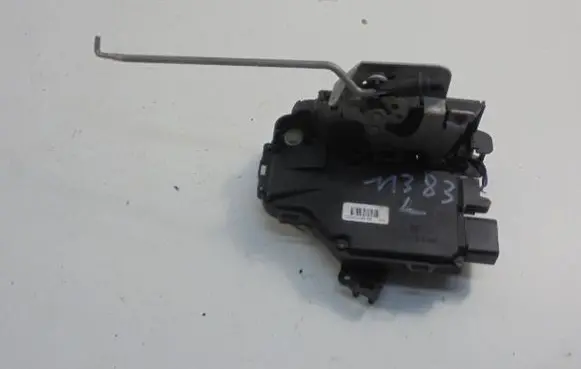 Audi A4 S4 B6 8E 8H Front door lock 4B1837015G