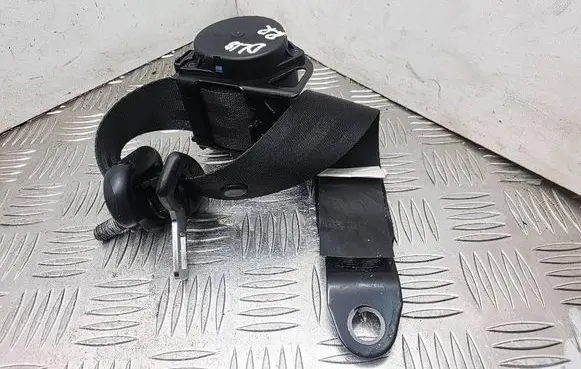 MG ZS Rear seatbelt 10242536