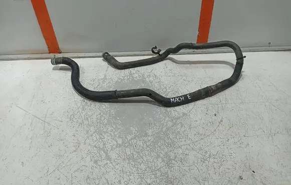 Ford Mustang Mach-E Heater radiator pipe/hose LJ938D059CB