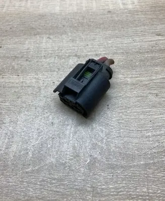 BMW 3 E90 E91 Plug wire 9145403