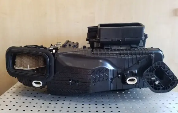 Mercedes-Benz GLC X253 C253 Interior heater climate box assembly housing A2058309504