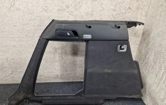 Audi Q5 SQ5 Trunk/boot lower side trim panel 8R0863879