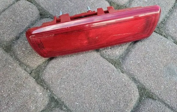 Opel Vivaro Third/center stoplight 265904849R 93867977