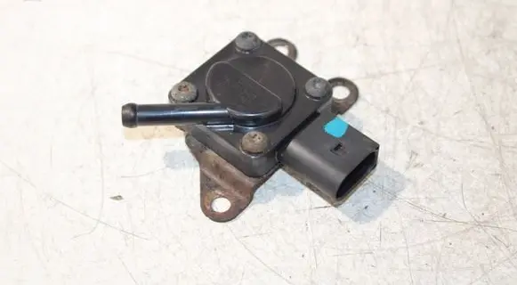 BMW X1 E84 Exhaust gas pressure sensor 7808013