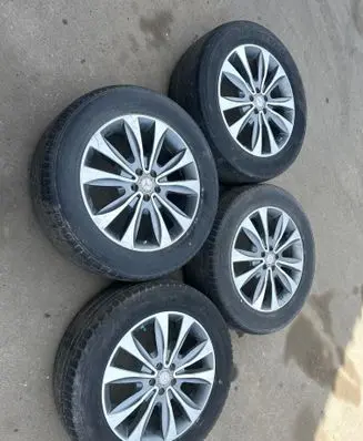 Mercedes-Benz GL X166 R20 alloy rim A1664012802