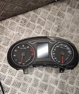 Audi A3 S3 8V Speedometer (instrument cluster) 8V0920750
