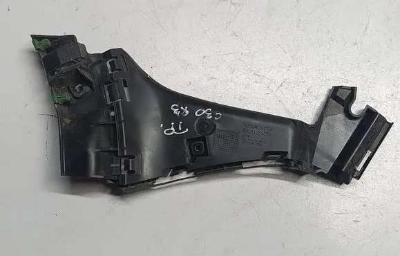 Volvo C30 Rear bumper mounting bracket 31265679