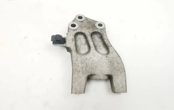 Maserati Ghibli Engine mounting bracket 2159F