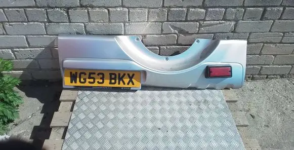 Toyota RAV 4 (XA20) Trunk door license plate light bar 7681142170
