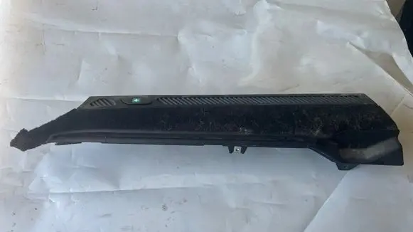 Mercedes-Benz C W203 Parcel shelf load cover mount bracket 2038601169 2036908725