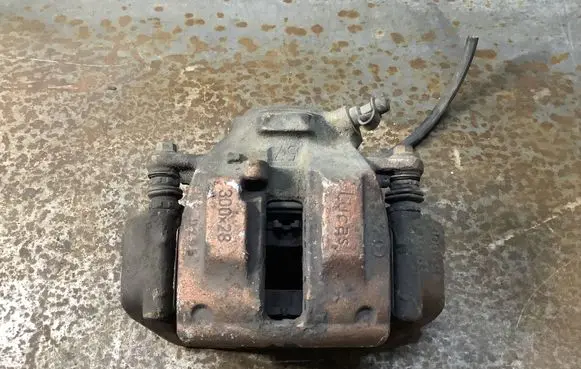 Mercedes-Benz CLK A209 C209 Front brake caliper