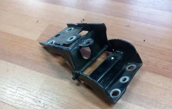 Chrysler Voyager Tailgate/trunk/boot hinge L482295AC