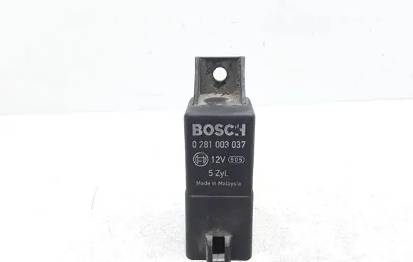 Volvo XC90 Glow plug pre-heat relay 8692859 0281003037